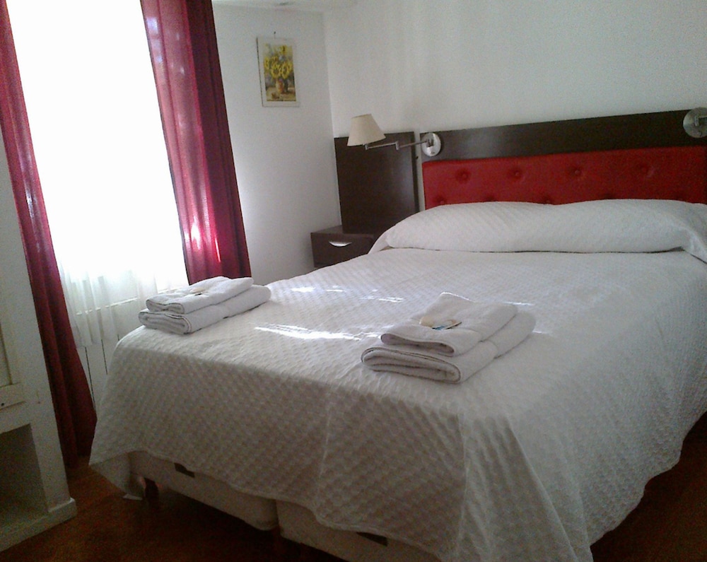 Veintiocho de Noviembre