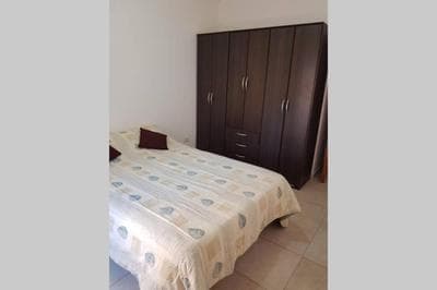 Departamento moderno totalmente equipado en centro de Paraná