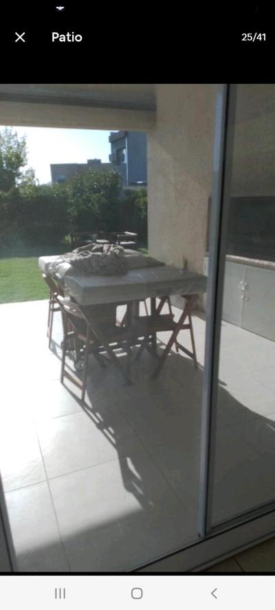 La cañada del Pilar. Casa con pileta