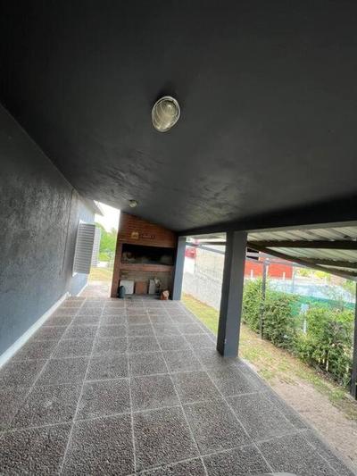 Amplia casa en San Antonio de Arredondo