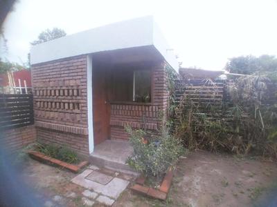 CASITA PINTORESCA EN LAS SIERRAS Y LAGO