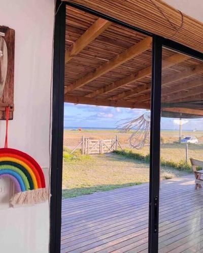 Casita frente al mar