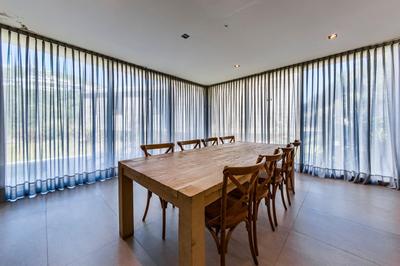 Moderna casa en barrio privado con seguridad