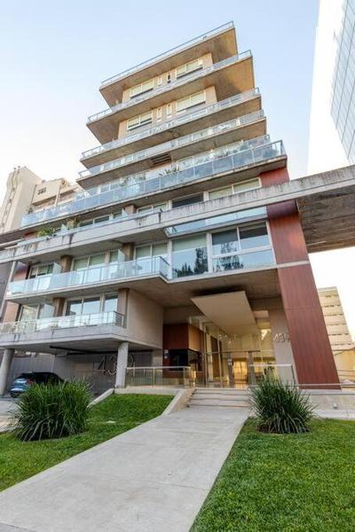 Riverside Serenity Minimalist Apartment near City