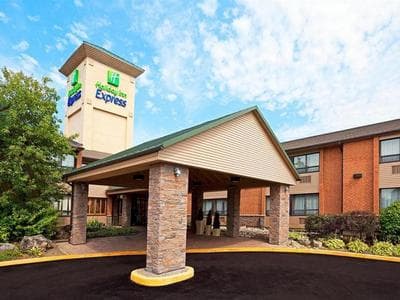 Holiday Inn Express Toronto East - Scarborough