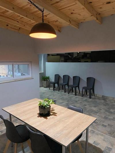 Casa Completa con Balcon y Patio privado