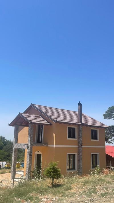 Shtepia Natyres Gjinar 2