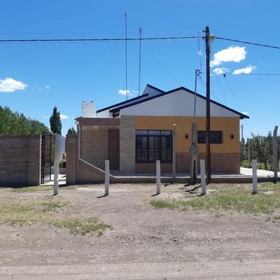 Casa De Campo Con Enorme Terreno