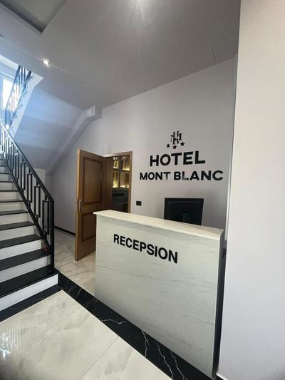 Mont Blanc Hotel