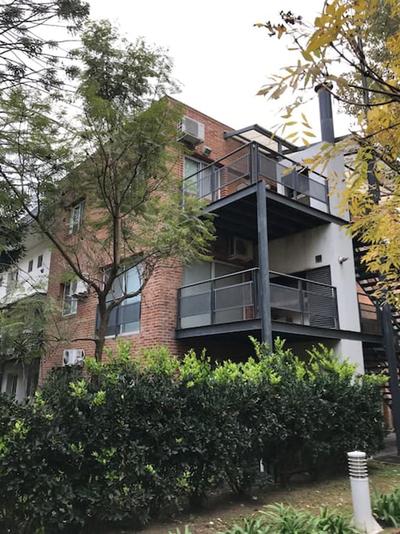 Apartamento en Country Pilar Visitantes